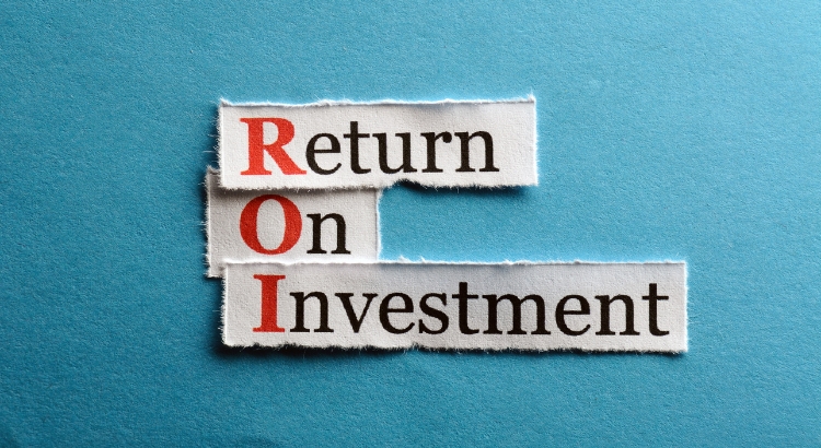 Google Ads for small businesses: What actually works in 2025 2 Google Ads for small businesses What actually works in 2025. The image shows the word ROI